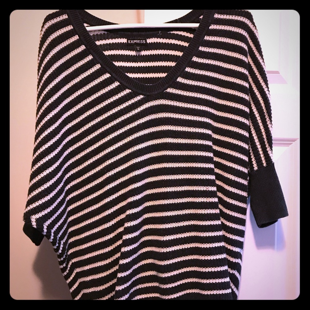 Express gray and white sweater